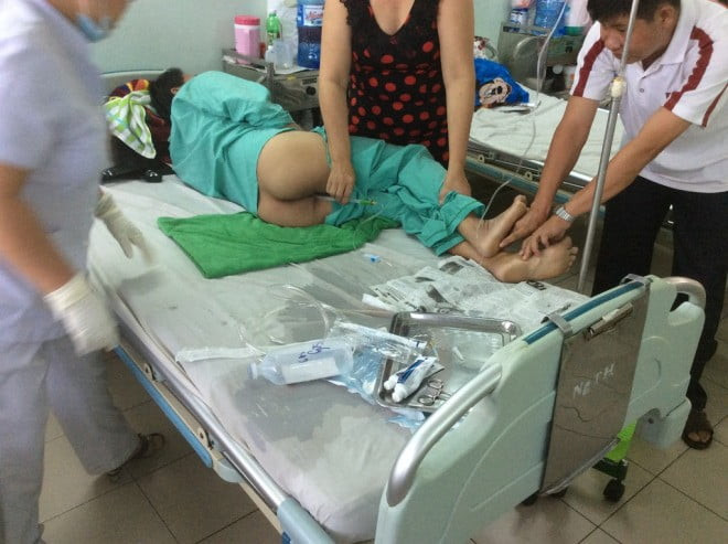 Máy thụt tháo đại tràng tại nhà