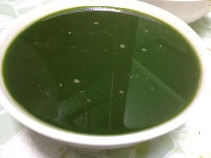 Mẹo làm sạch sản dịch sau sinh bằng rau ngót